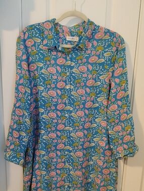 NATURAL LIFE  Blue and Pink Floral Kelly Button-Front Shirt